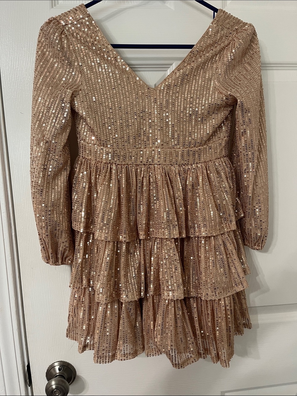 Alisa & Leo Girls Formal Gold Sequin V-Neck Holiday Party Dress in size 10